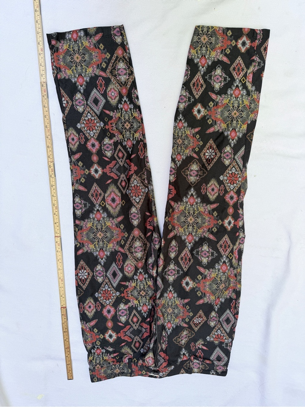 ZARA Boho Geometric Tile Print Straight Leg Pants L 32”W